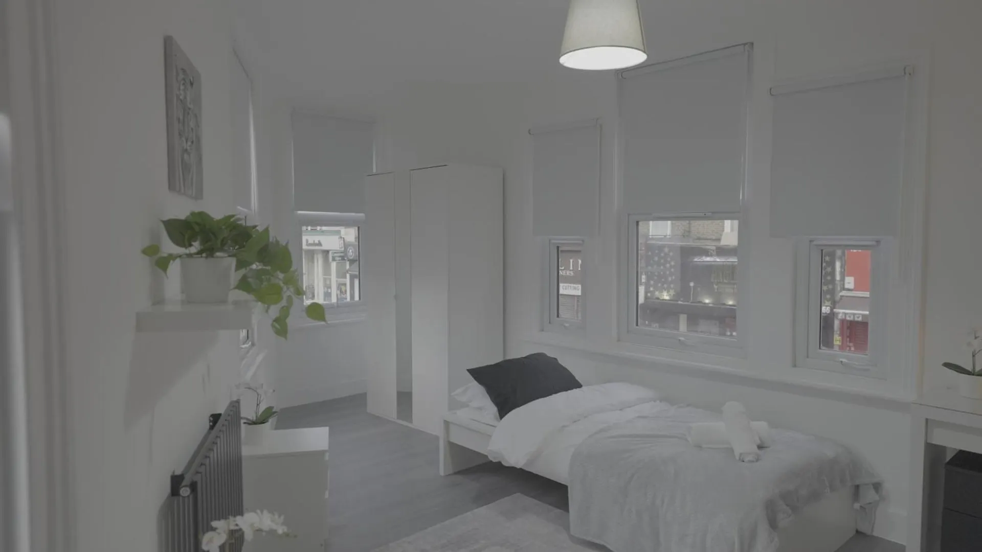 3Br Gem - Netflix - Near Top Attractions - O2 Holiday home