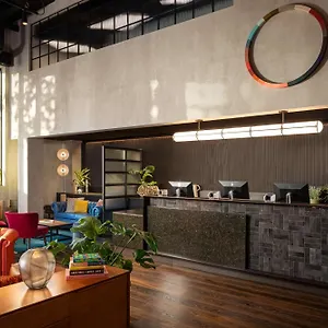 The Gantry London, Curio Collection By Hilton Londyn